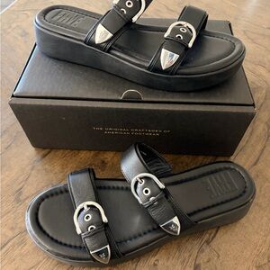 Frye Maya Buckle Sandal